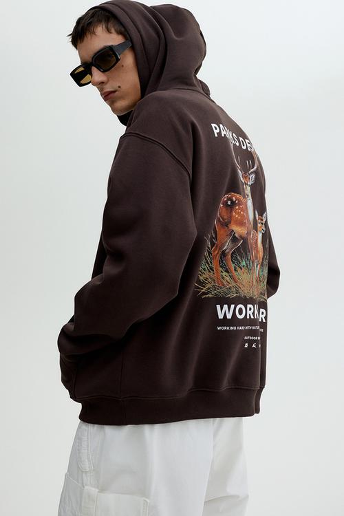 Relaxed fit printed hoodie - dark brown/parks dept
