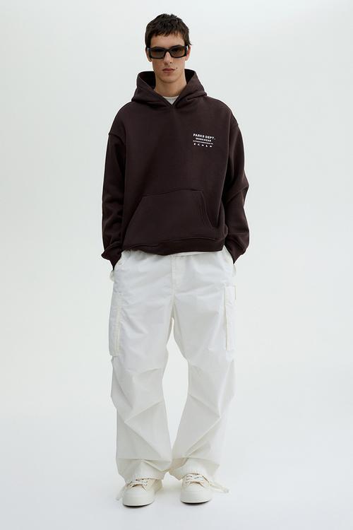 Relaxed fit printed hoodie - dark brown/parks dept