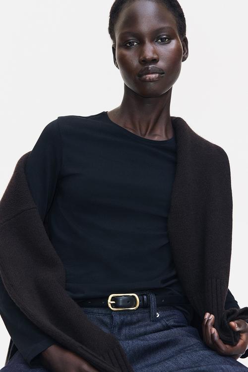 Fitted cotton top - black