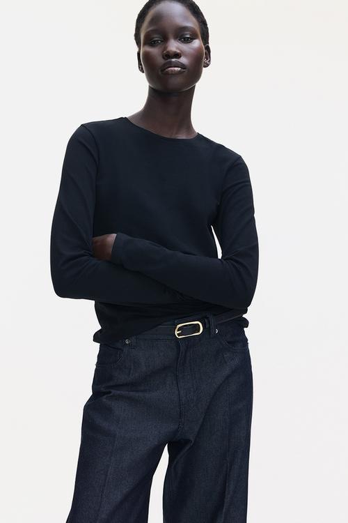 Fitted cotton top - black