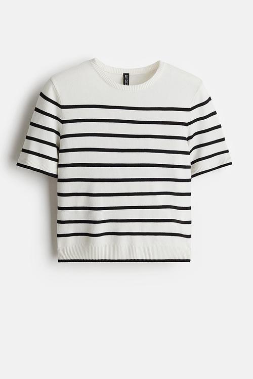 Fine-knit t-shirt - white striped 