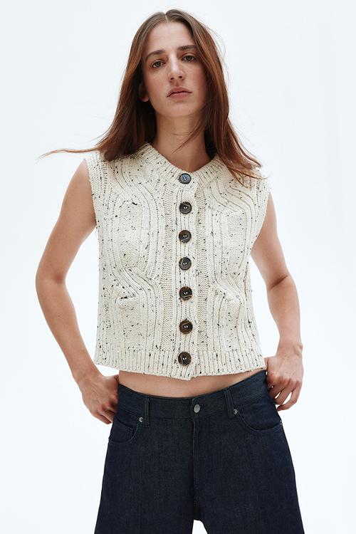Cable-knit waistcoat - cream