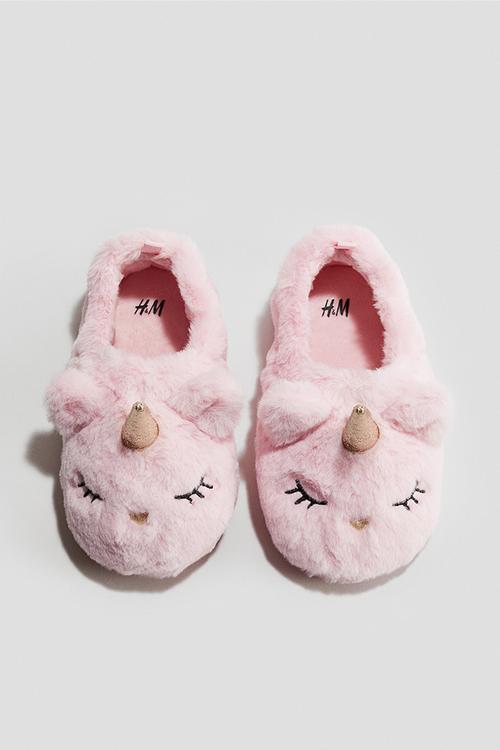 Soft appliquéd slippers - light pink/unicorns 