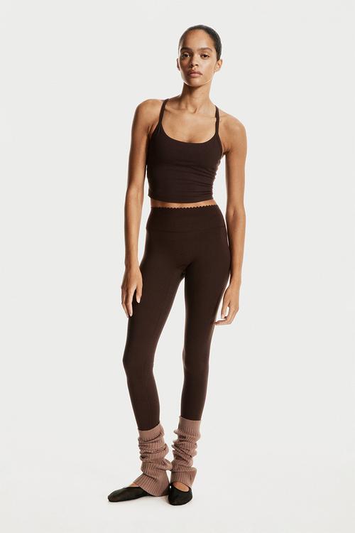 Medium support sports bra with softmove™ - warm brown