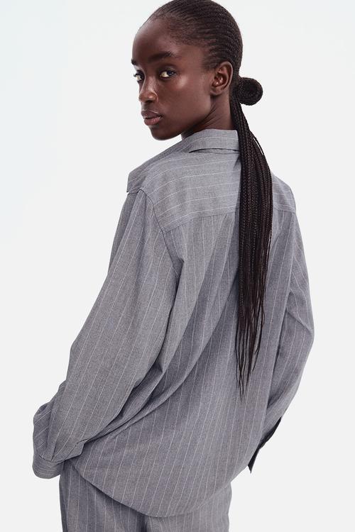 Long shirt - dark grey pinstriped