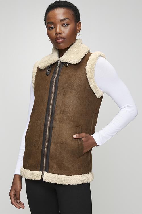 Ladies Faux Suede And Sherpa Gilet With Wide Collar And Pu Trim2 Welt Pockets - Dark Tan/ Cream