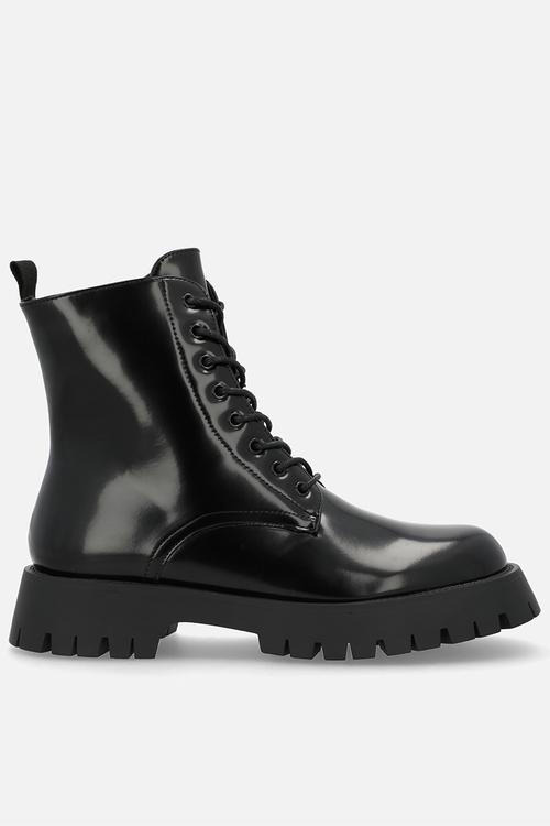 Olwyn lace-up boot - black