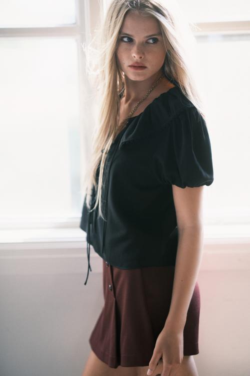 Tie-front blouse - black