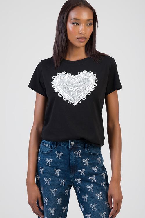 No Limits Regular T-shirt With Crochet Heart - Black