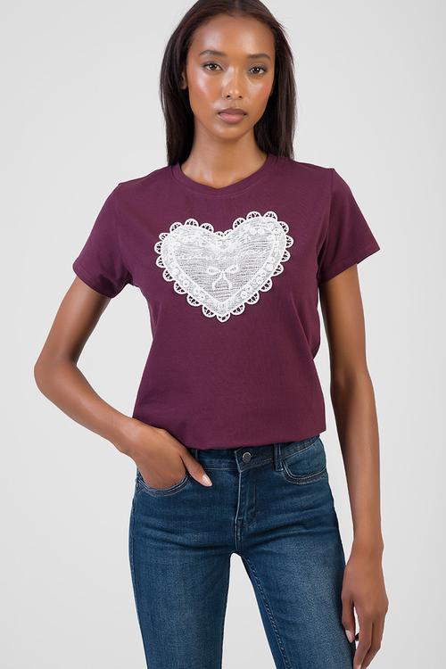 No Limits Regular T-shirt With Crochet Heart - Burgundy