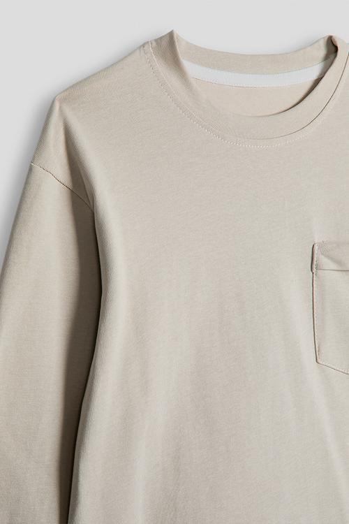 Long sleeve tee with patch pocket - beige