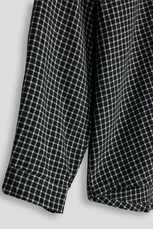 Basic shirt with patch pocket - black check