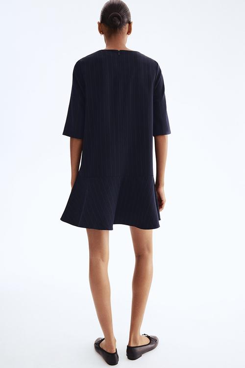 Circle-skirt shift dress - navy blue/pinstriped