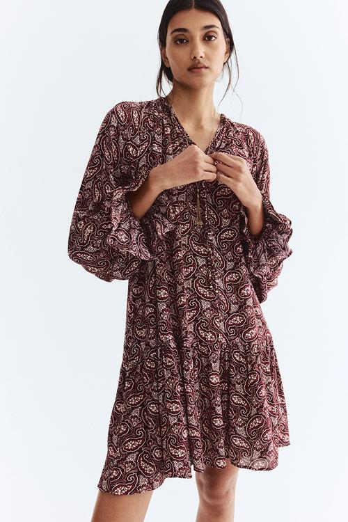 Frilled-sleeve dress - burgundy/paisley pattern