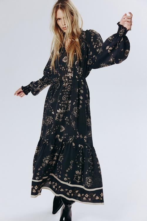 Smocked-detail dress - black/patterned