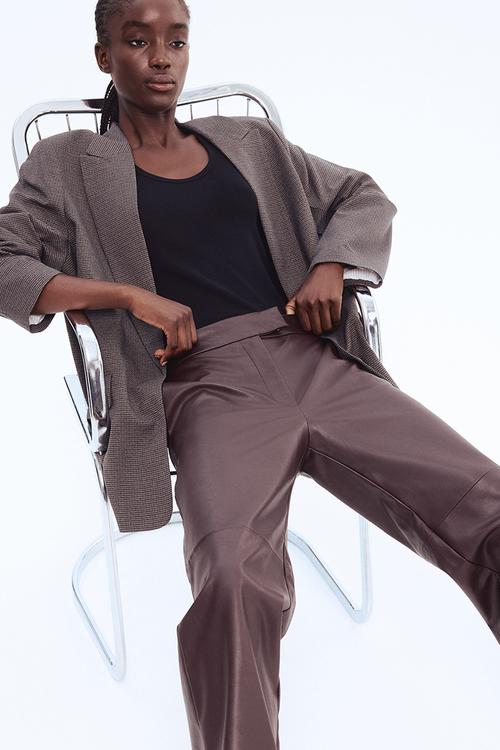 Straight-leg coated trousers - burgundy