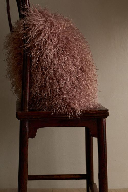 Fluffy cushion cover - dusty pink
