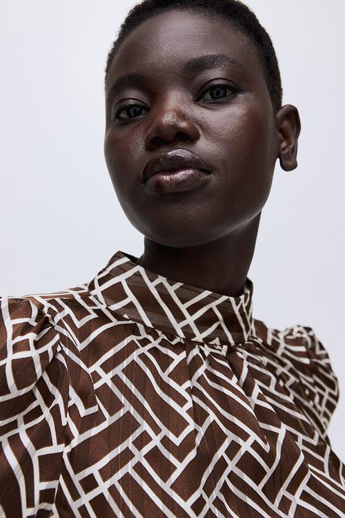 Stand-collar blouse - brown patterned