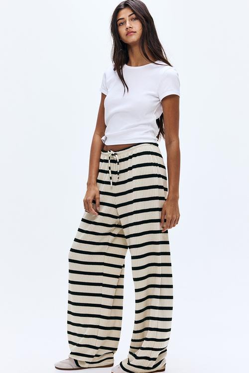 Wide rib-knit trousers - light beige striped