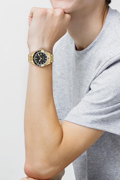2011459 Mainsail Watch - Gold