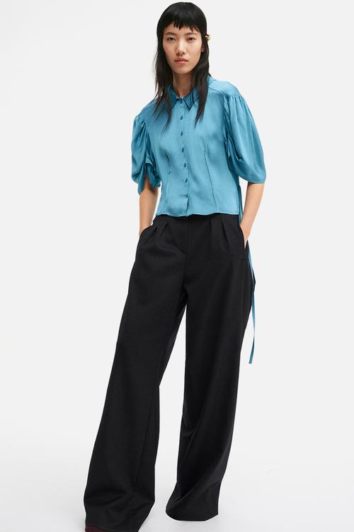 Puff-sleeved satin blouse - turquoise
