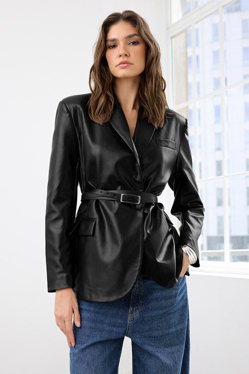 Tailored cinched waist wrap blazer - black7