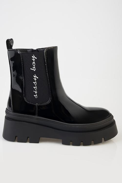 Chelsea patent basic Alma boot - black