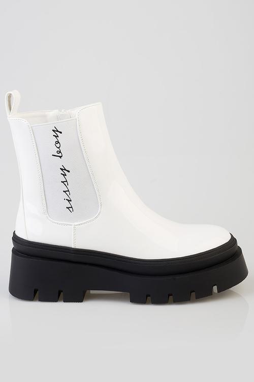 Chelsea patent basic Alma boot - white