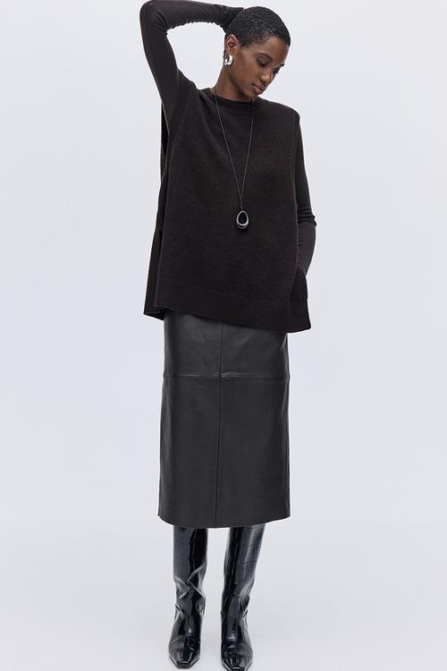 Sweater vest - dark brown