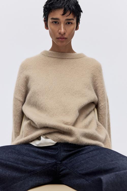 Oversized mohair-blend jumper - beige