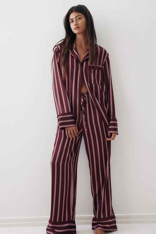 Satin pyjamas - burgundy striped 