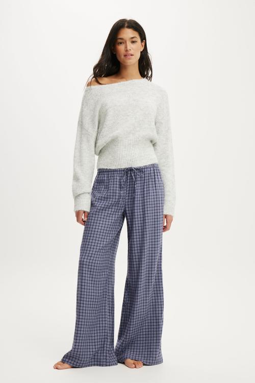 Fluffy off the shoulder knit - light grey marle