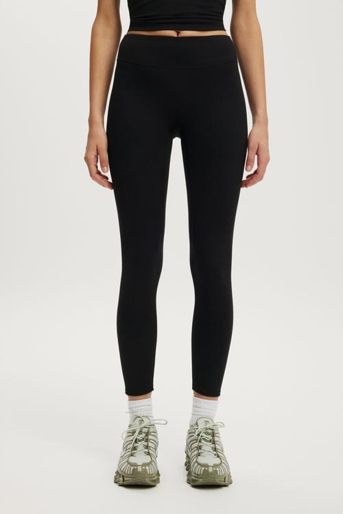 Ultra Soft Contour 7/8 Length Tight - Black