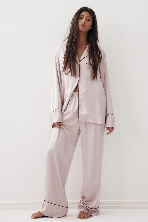 Satin pyjamas - powder pink