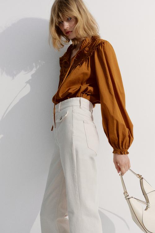 Broderie anglaise-detail blouse - mustard yellow 