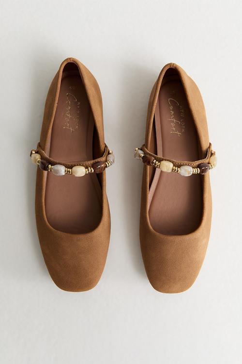 Jasmine pump - tan