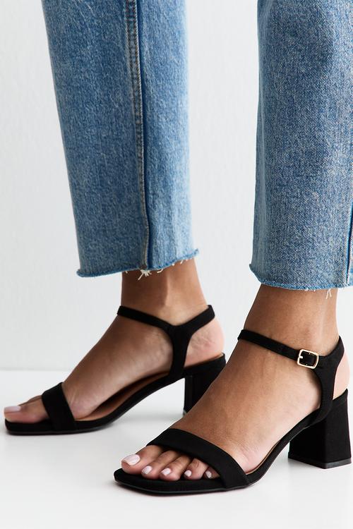 Sindy heel - black