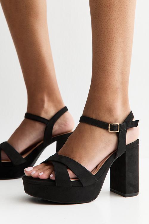 Tambourine heel - black
