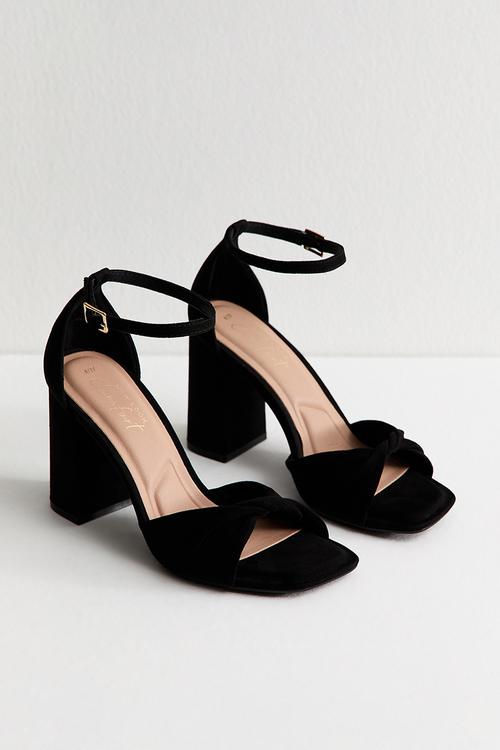 Winding twist vamp heel - black