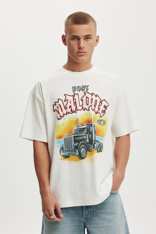 Box Fit Premium Music T-Shirt - Lcn Bra Vintage White/Post Malone - Truck