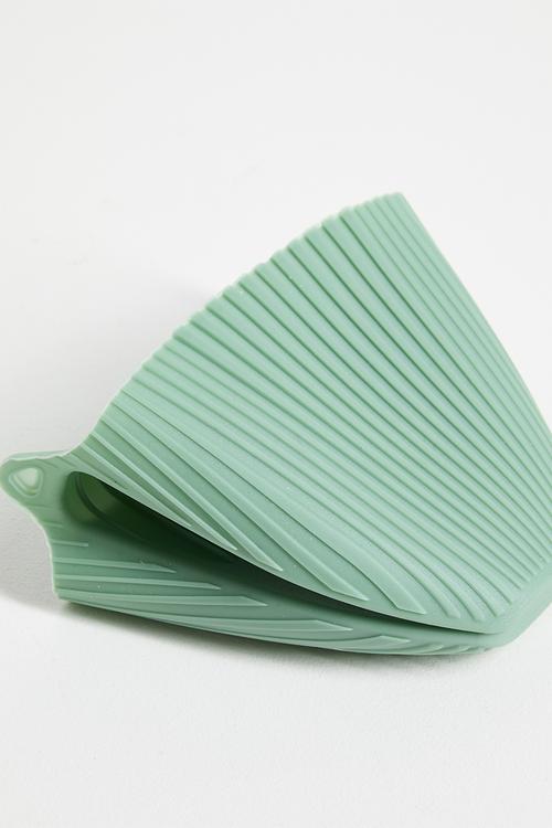 Silicone potholder - Sage