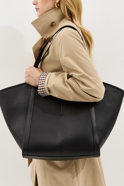 Melissa Winged Slouched Tote Bag - Black