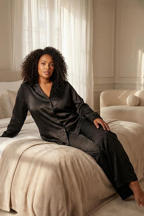 Leopard Print Satin Shirt Pants Woven Pajamas Set - Black