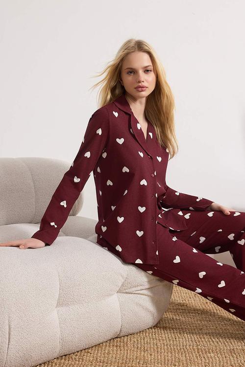Heart Patterned Knitted Pajamas Set - Burgundy