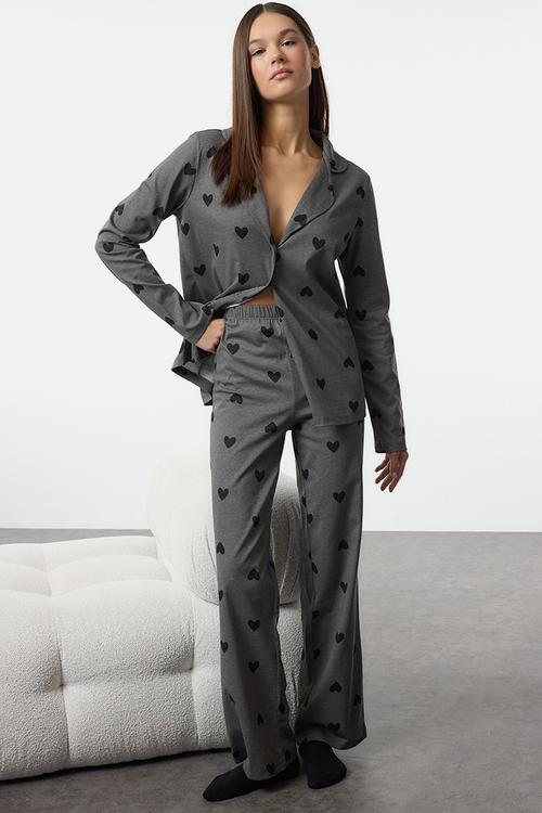 Heart Patterned Knitted Pajamas Set - Gray