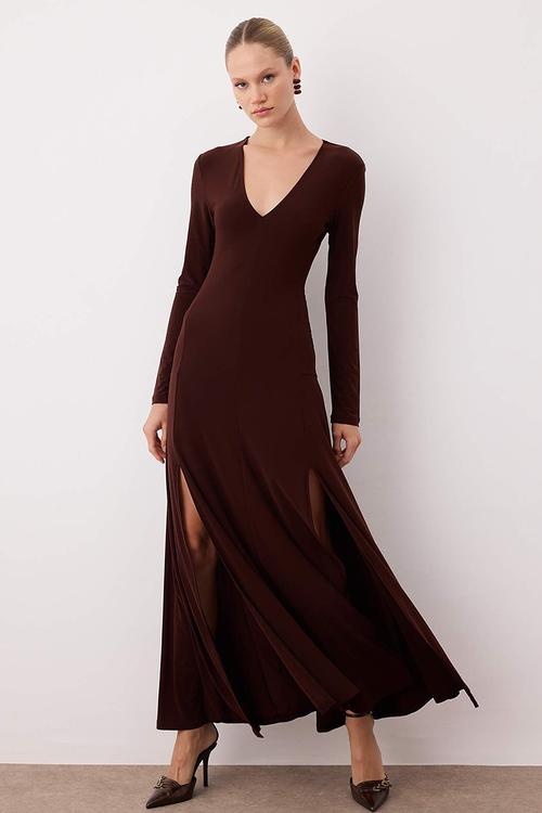 V-Neck Maxi Knitted Dress - Brown