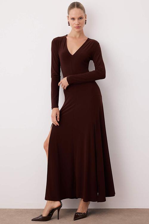 V-Neck Maxi Knitted Dress - Brown