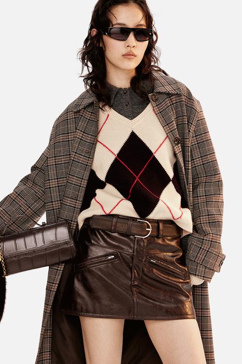 Jacquard-knit wool jumper - light beige argyle pattern