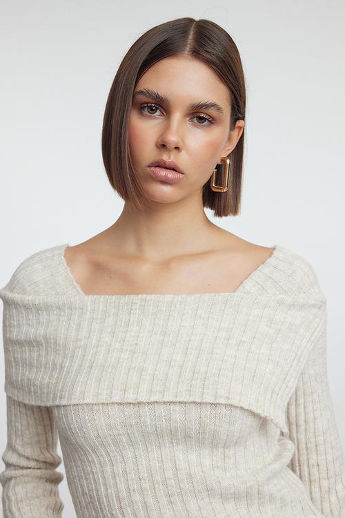 Soft Textured Collar Detail Hem Asymmetrical Fitted/Body Hugging Knitwear Sweater - Stone