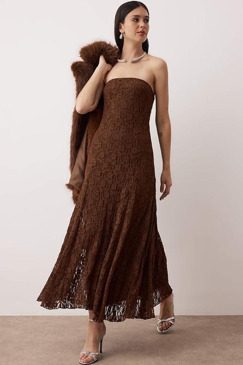 Straight Lace Strapless Midi Lined Dress - Brown